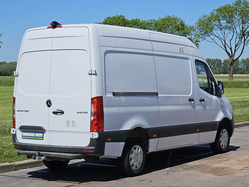 Mercedes-Benz Sprinter 319 CDI AUT.3.0 V6 L2H2 - Furgón: foto 3 Mercedes-Benz Sprinter 319 CDI AUT.3.0 V6 L2H2 - Furgón: foto 3