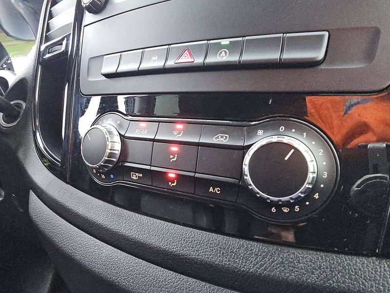 Minibús, Furgoneta de pasajeros Mercedes-Benz Vito 114 CDI TOURER 2X Airco 9-Persoons!: foto 11