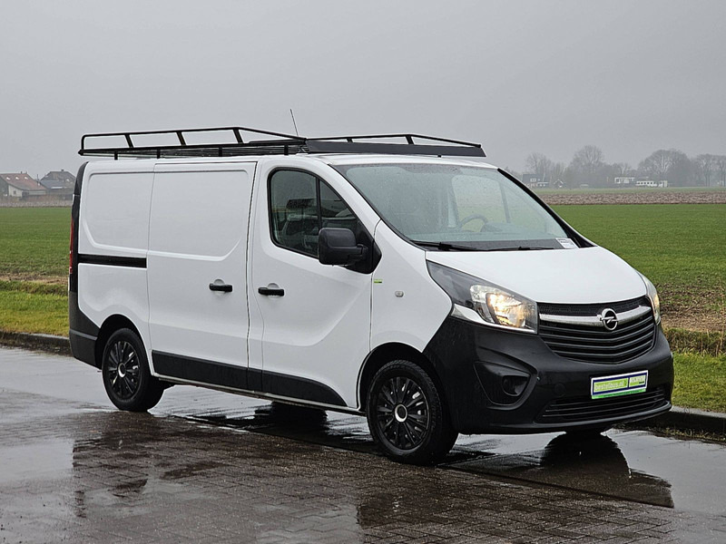 Opel Vivaro 1.6 L1H1 AC Navi Euro6! - Furgoneta pequeña: foto 5 Opel Vivaro 1.6 L1H1 AC Navi Euro6! - Furgoneta pequeña: foto 5