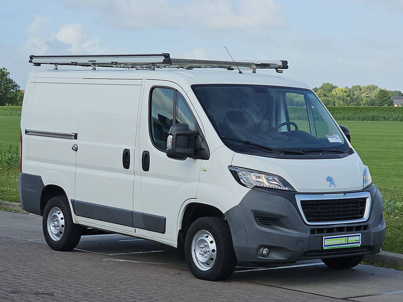 Peugeot Boxer 2.0 L1H1 Navi Euro6 AC! - Furgoneta pequeña: foto 5 Peugeot Boxer 2.0 L1H1 Navi Euro6 AC! - Furgoneta pequeña: foto 5
