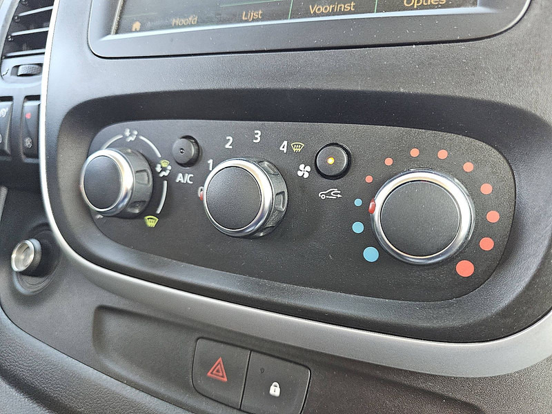 Furgoneta pequeña Renault Trafic 2.0 DCI L1H1 Navi Trekhaak !: foto 10