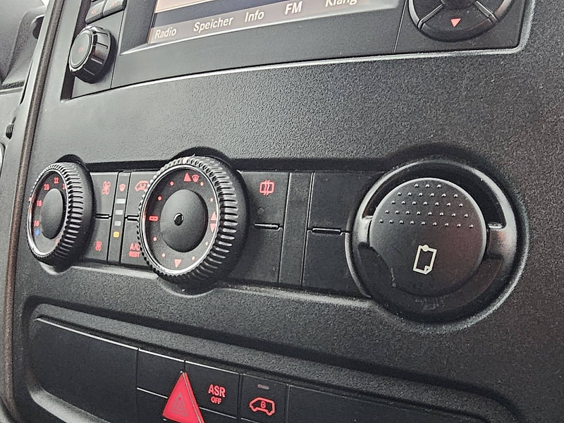 Furgoneta caja cerrada Volkswagen Crafter 50 2.0 CLICKSTAR: foto 11 Furgoneta caja cerrada Volkswagen Crafter 50 2.0 CLICKSTAR: foto 11