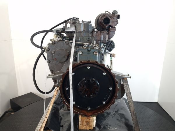 Iveco/Cummins F4BE0684A*D401 Engine (Plant) - Motor para Maquinaria de construcción: foto 2 Iveco/Cummins F4BE0684A*D401 Engine (Plant) - Motor para Maquinaria de construcción: foto 2