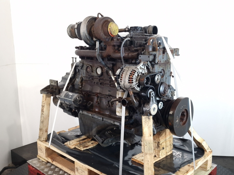 Iveco FPT F4BE0684D*D109 Engine (Plant) - Motor para Maquinaria de construcción: foto 4 Iveco FPT F4BE0684D*D109 Engine (Plant) - Motor para Maquinaria de construcción: foto 4