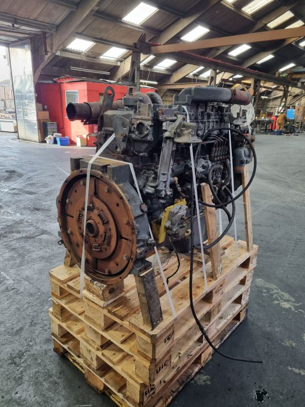 Komatsu SAA6D108E PC300-6 Engine (Plant) - Motor para Maquinaria de construcción: foto 1 Komatsu SAA6D108E PC300-6 Engine (Plant) - Motor para Maquinaria de construcción: foto 1