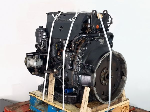Motor Mercedes Benz OM904LA Non Adblue Bus Spec Engine (Bus): foto 8
