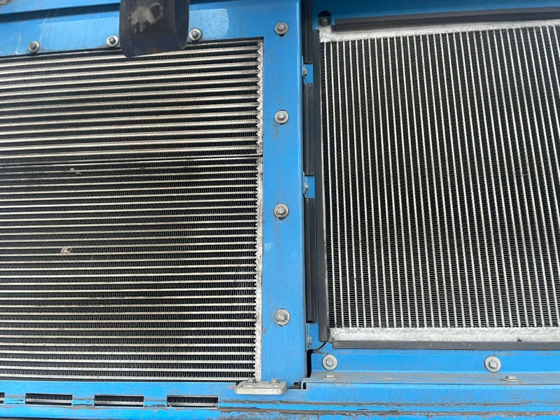 Fuchs MHL335 - Manipulador de materiales: foto 5 Fuchs MHL335 - Manipulador de materiales: foto 5