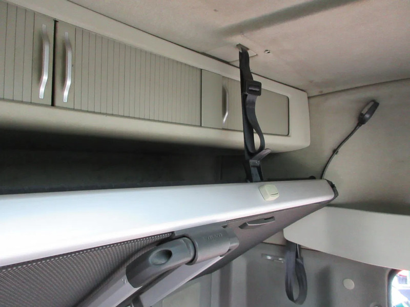 Cabeza tractora Volvo FH FH 460: foto 13