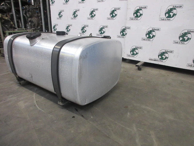 DAF 1681816 // 340 LITER DAF LF 210 EURO 6 MODEL 2020 - Depósito de combustible para Camión: foto 2 DAF 1681816 // 340 LITER DAF LF 210 EURO 6 MODEL 2020 - Depósito de combustible para Camión: foto 2