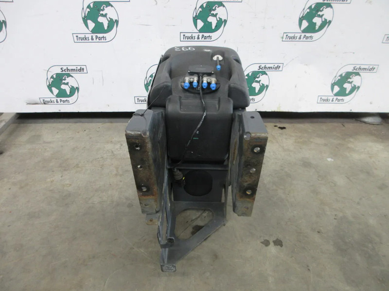 DAF 1707645 AD BLUE TANK NIEUWE & GEBRUIKT DAF LF 220 EURO 6 - Depósito de combustible para Camión: foto 4 DAF 1707645 AD BLUE TANK NIEUWE & GEBRUIKT DAF LF 220 EURO 6 - Depósito de combustible para Camión: foto 4