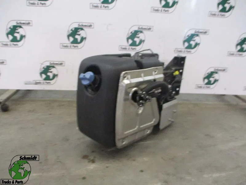 DAF 1707645 AD BLUE TANK NIEUWE & GEBRUIKT DAF LF 220 EURO 6 - Depósito de combustible para Camión: foto 1 DAF 1707645 AD BLUE TANK NIEUWE & GEBRUIKT DAF LF 220 EURO 6 - Depósito de combustible para Camión: foto 1