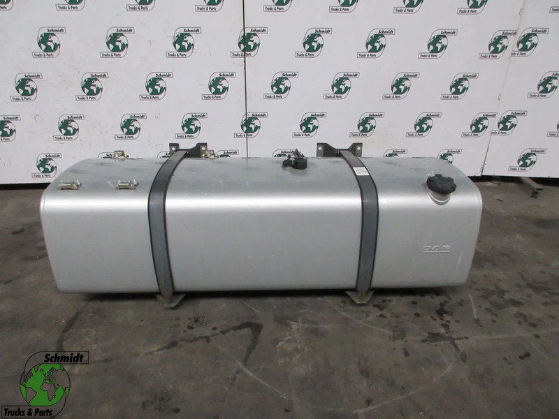 DAF 1945569 DIELESTANK 690 LITER DAF XF CF EURO 6 - Depósito de combustible para Camión: foto 1 DAF 1945569 DIELESTANK 690 LITER DAF XF CF EURO 6 - Depósito de combustible para Camión: foto 1