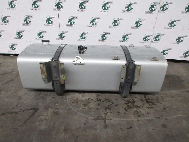 DAF 1945569 DIELESTANK 690 LITER DAF XF CF EURO 6 - Depósito de combustible para Camión: foto 3 DAF 1945569 DIELESTANK 690 LITER DAF XF CF EURO 6 - Depósito de combustible para Camión: foto 3