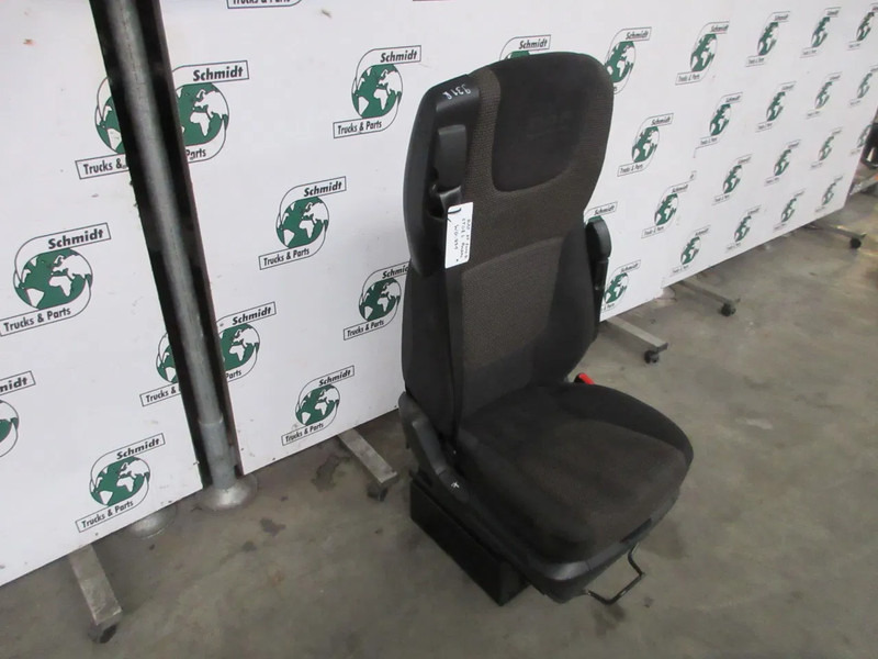 Asiento para Camión DAF XF106 1844380 BIJRIJDERSTOEL EURO 6: foto 6 Asiento para Camión DAF XF106 1844380 BIJRIJDERSTOEL EURO 6: foto 6