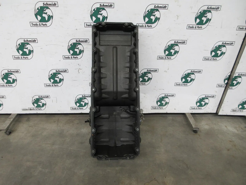 Mercedes-Benz A 471 010 90 13 CATERPAN MERCEDES BENZ 1842 EURO 6 - Cárter para Camión: foto 4 Mercedes-Benz A 471 010 90 13 CATERPAN MERCEDES BENZ 1842 EURO 6 - Cárter para Camión: foto 4