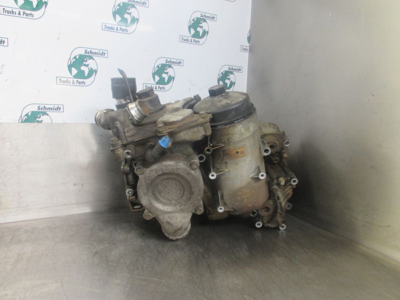 Mercedes-Benz A 471 180 65 10 A 471 180 00 12 /A 471 180 02 12 OLIEKOELER OM 471 LA EURO 6 - Enfriador de aceite para Camión: foto 2 Mercedes-Benz A 471 180 65 10 A 471 180 00 12 /A 471 180 02 12 OLIEKOELER OM 471 LA EURO 6 - Enfriador de aceite para Camión: foto 2
