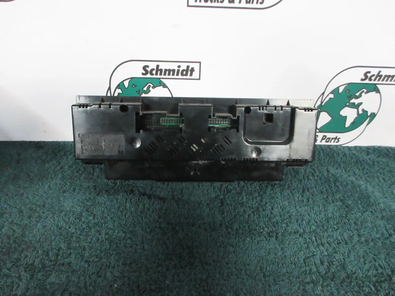 Mercedes-Benz A 960 446 91 28 // A 961 446 03 28 // A 961 446 09 28 KACHEL BEDINING 1842 EURO 6 - Sistema eléctrico para Camión: foto 2 Mercedes-Benz A 960 446 91 28 // A 961 446 03 28 // A 961 446 09 28 KACHEL BEDINING 1842 EURO 6 - Sistema eléctrico para Camión: foto 2