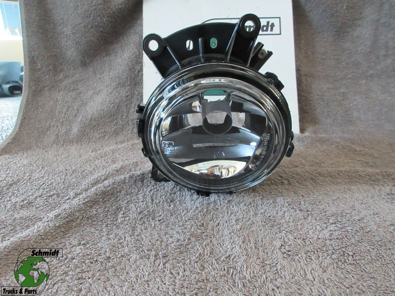 Mercedes-Benz A 960 820 04 56 // A 960 820 05 56 R+L MISTLAMP NIEUWE ACTROS MP4 - Faro antiniebla para Camión: foto 1 Mercedes-Benz A 960 820 04 56 // A 960 820 05 56 R+L MISTLAMP NIEUWE ACTROS MP4 - Faro antiniebla para Camión: foto 1