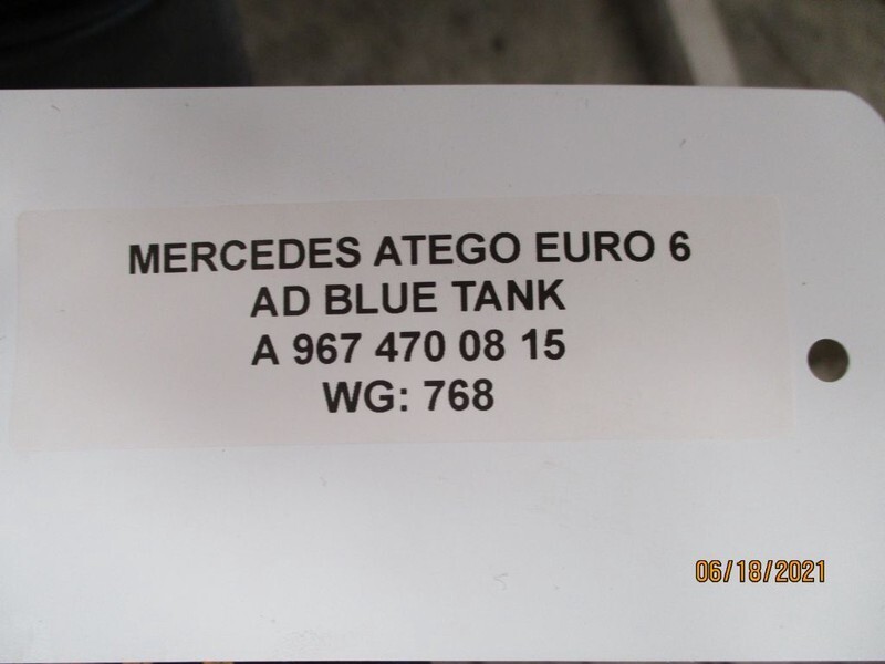 Mercedes-Benz ATEGO A 967 470 08 15 AD BLUE TANK - Depósito de combustible para Camión: foto 3 Mercedes-Benz ATEGO A 967 470 08 15 AD BLUE TANK - Depósito de combustible para Camión: foto 3