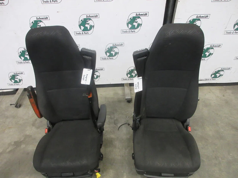 Scania 2421529 // 2421531 STOELEN SET SCANIA P 410 NGS MODEL 2020 - Asiento para Camión: foto 2 Scania 2421529 // 2421531 STOELEN SET SCANIA P 410 NGS MODEL 2020 - Asiento para Camión: foto 2