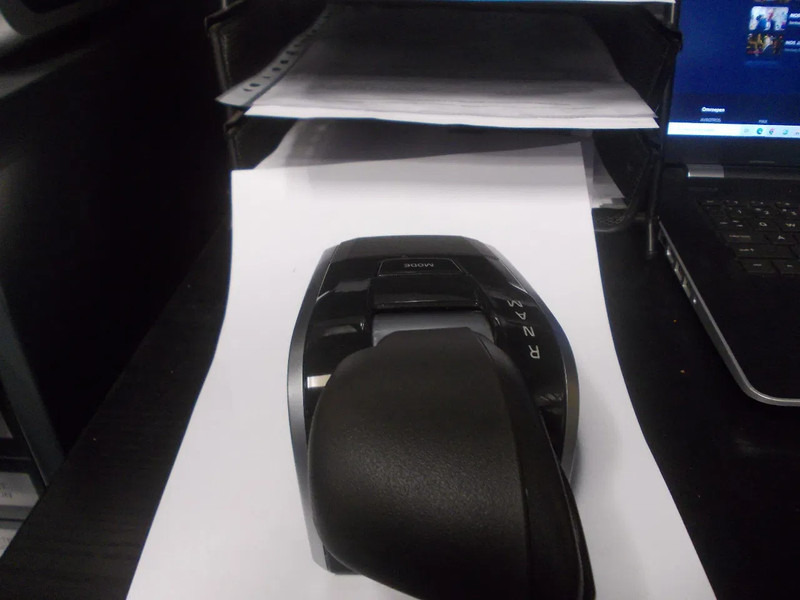 Volvo 22719325 // 21391097 SCHAKELMODULEN VOLVO FM 4 MODEL 2023 - Sistema eléctrico para Camión: foto 3 Volvo 22719325 // 21391097 SCHAKELMODULEN VOLVO FM 4 MODEL 2023 - Sistema eléctrico para Camión: foto 3