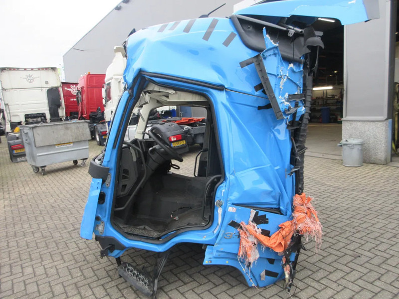 Volvo VOLVO FM 330 NIEUWE TYPE CABINE VOOR PARTS DONOR 2023 - Cabina e interior para Camión: foto 5 Volvo VOLVO FM 330 NIEUWE TYPE CABINE VOOR PARTS DONOR 2023 - Cabina e interior para Camión: foto 5