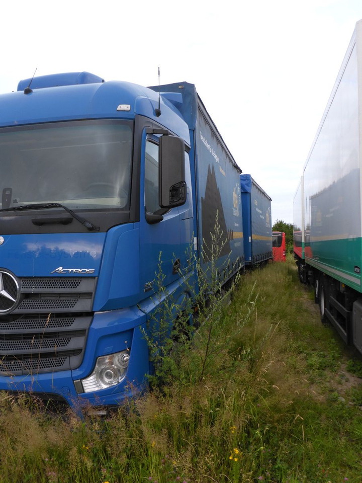 Mercedes-Benz 1840 Top Zustand 106 m3 Euro 6 + Anhänger - Camión lona: foto 5 Mercedes-Benz 1840 Top Zustand 106 m3 Euro 6 + Anhänger - Camión lona: foto 5