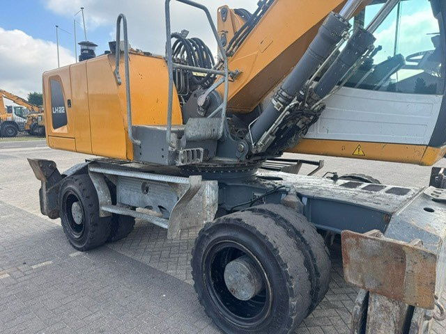 Liebherr LH22M Litronic Overslag grijper - Manipulador de materiales: foto 5 Liebherr LH22M Litronic Overslag grijper - Manipulador de materiales: foto 5