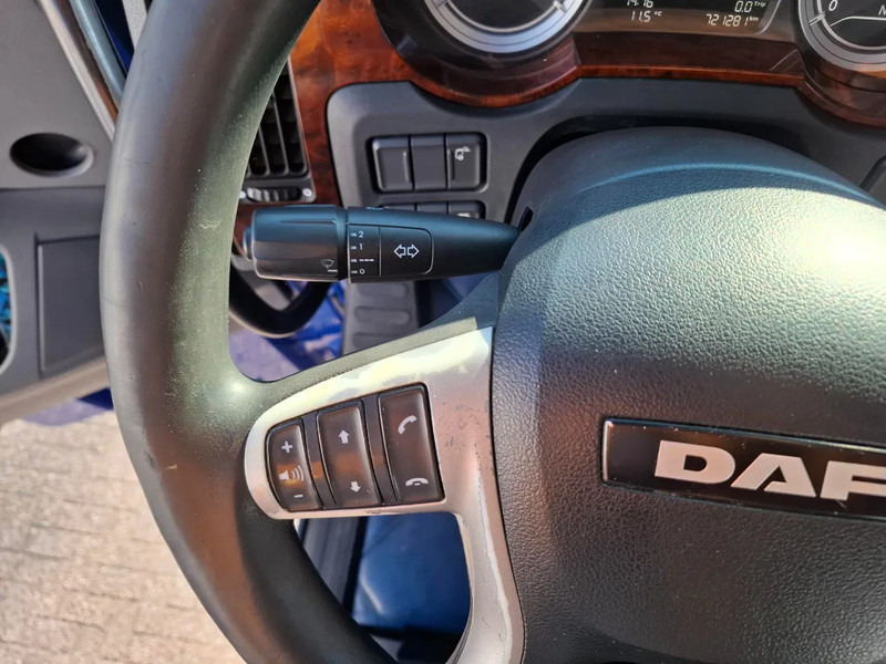 Leasing de DAF XF106-510 / INTARDER / BOOGIE / DEB / ACC / LWDS / PARK-AIRCO / NAVI / LEATHER / FRIDGE / AUTOMATIC / EURO-6 / 2017 DAF XF106-510 / INTARDER / BOOGIE / DEB / ACC / LWDS / PARK-AIRCO / NAVI / LEATHER / FRIDGE / AUTOMATIC / EURO-6 / 2017: foto 14