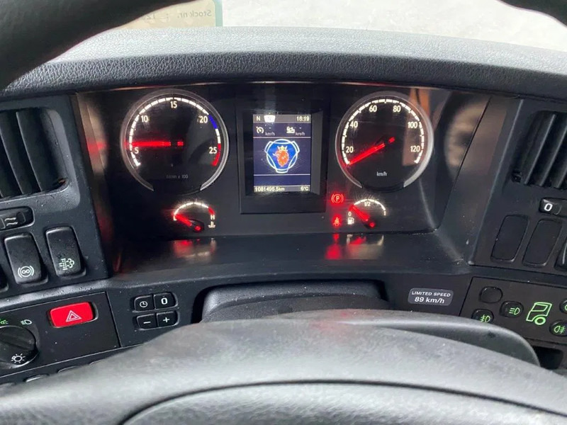 Cabeza tractora Scania R520 / AUTOMATIC / RETARDER / NAVI /LWDS / PARK-COOL / EURO-6 / 2017: foto 13