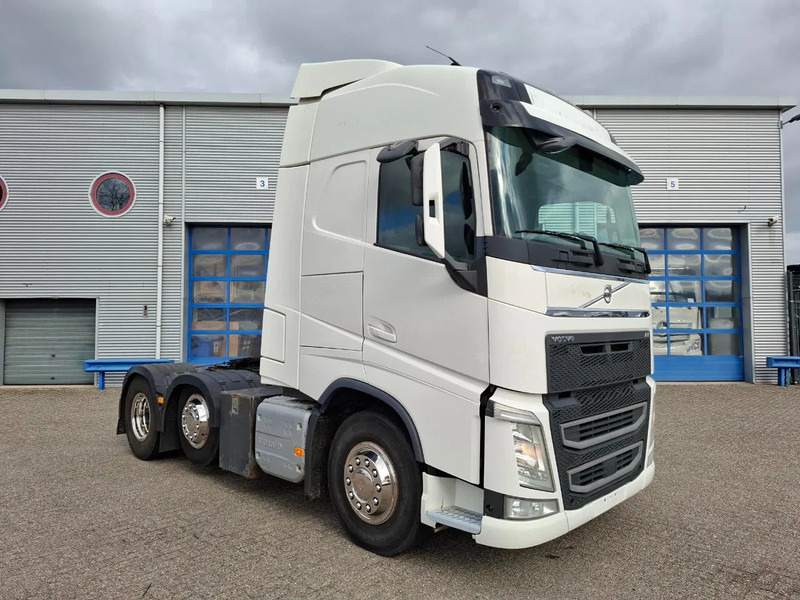 Volvo FH4-460 / VEB+ / ACC / LWDS / LIFT AXLE / 753707 KM / FRIDGE / AUTOMATIC / EURO-6 / 2015 - Cabeza tractora: foto 2 Volvo FH4-460 / VEB+ / ACC / LWDS / LIFT AXLE / 753707 KM / FRIDGE / AUTOMATIC / EURO-6 / 2015 - Cabeza tractora: foto 2