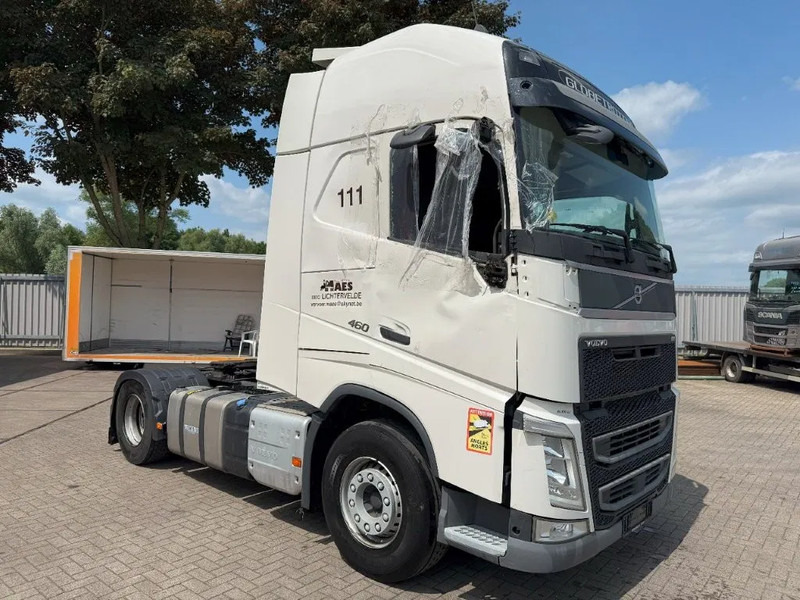 Volvo FH4-460 / XL / ENGINE RUNNING / VEB+ / DOUBLE TANK / ACC / LWDS / AUTOMATIC / EURO-6 / 2019 - Cabeza tractora: foto 2 Volvo FH4-460 / XL / ENGINE RUNNING / VEB+ / DOUBLE TANK / ACC / LWDS / AUTOMATIC / EURO-6 / 2019 - Cabeza tractora: foto 2