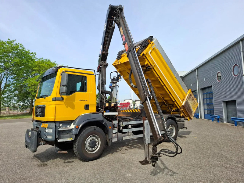 MAN TGM 18.250 / 4X4 / NL TRUCK / TUV:30-04-2026 / 118783 KM / HMF 1110 K2 / ROTATOR / GOOD TYRES / FULL-STEEL / DRUM BRAKES / MANUA - Camión volquete, Camión grúa: foto 1 MAN TGM 18.250 / 4X4 / NL TRUCK / TUV:30-04-2026 / 118783 KM / HMF 1110 K2 / ROTATOR / GOOD TYRES / FULL-STEEL / DRUM BRAKES / MANUA - Camión volquete, Camión grúa: foto 1