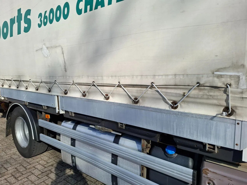 Camión lona Renault T480 COMFORT / DOUBLE TANK / TIR LINE / TUV:30-03-2026 / THROUGH LOADING SYSTEM / LWDS / AUTOMATIC / EURO-6 / 2017: foto 18 Camión lona Renault T480 COMFORT / DOUBLE TANK / TIR LINE / TUV:30-03-2026 / THROUGH LOADING SYSTEM / LWDS / AUTOMATIC / EURO-6 / 2017: foto 18