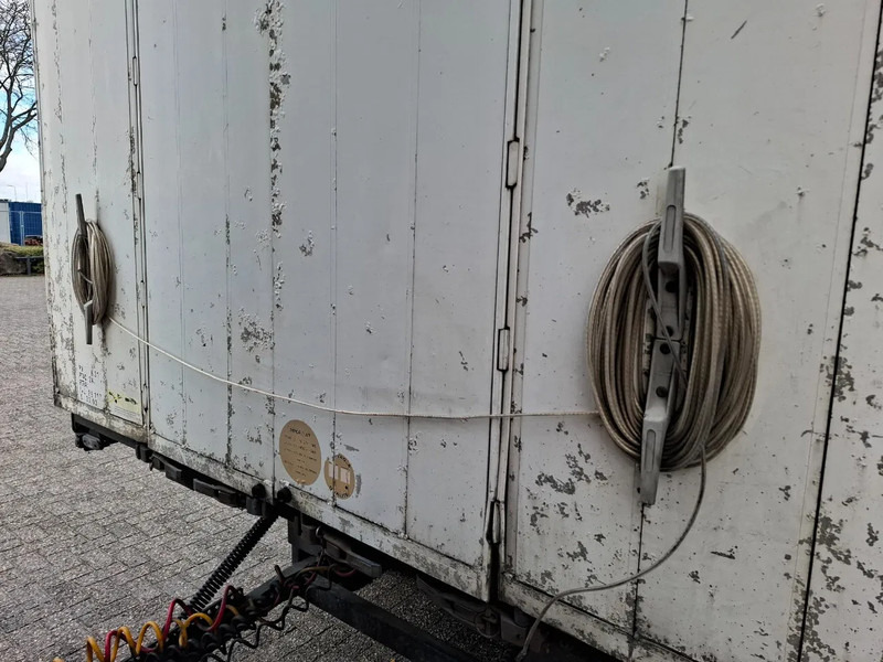 Camión lona Renault T480 COMFORT / DOUBLE TANK / TIR LINE / TUV:30-03-2026 / THROUGH LOADING SYSTEM / LWDS / AUTOMATIC / EURO-6 / 2017: foto 19 Camión lona Renault T480 COMFORT / DOUBLE TANK / TIR LINE / TUV:30-03-2026 / THROUGH LOADING SYSTEM / LWDS / AUTOMATIC / EURO-6 / 2017: foto 19