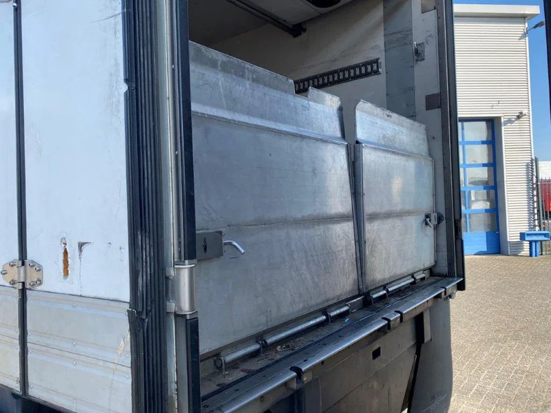 Camión frigorífico Volvo FM4-420 / COMPLETE COOL+FREEZE COMBI / CHEREAU / THROUGH-LOADING SYSTEM / 2XPLATFORM DHOLLANDIA / FREEZING LOCK / AUTOMATIC / EU: foto 10