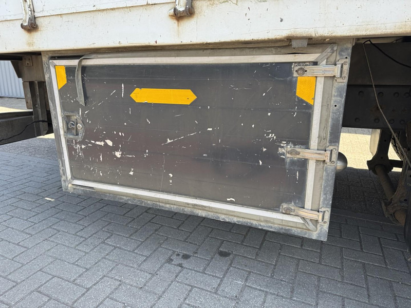 Leasing de Iveco Eurocargo 190EL30 MKG 125 S4 Crane/Grua/Kran/Gru Iveco Eurocargo 190EL30 MKG 125 S4 Crane/Grua/Kran/Gru: foto 17 Leasing de Iveco Eurocargo 190EL30 MKG 125 S4 Crane/Grua/Kran/Gru Iveco Eurocargo 190EL30 MKG 125 S4 Crane/Grua/Kran/Gru: foto 17