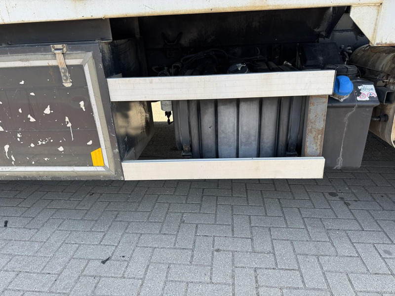 Leasing de Iveco Eurocargo 190EL30 MKG 125 S4 Crane/Grua/Kran/Gru Iveco Eurocargo 190EL30 MKG 125 S4 Crane/Grua/Kran/Gru: foto 15 Leasing de Iveco Eurocargo 190EL30 MKG 125 S4 Crane/Grua/Kran/Gru Iveco Eurocargo 190EL30 MKG 125 S4 Crane/Grua/Kran/Gru: foto 15