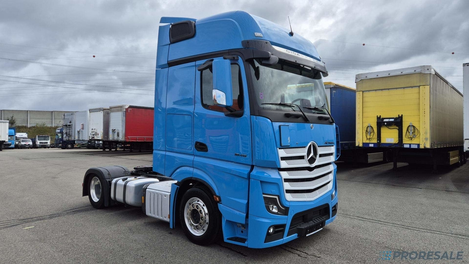 MERCEDES-BENZ ACTROS 1848 LSRL GIGA SPACE EURO 6 - Cabeza tractora: foto 1 MERCEDES-BENZ ACTROS 1848 LSRL GIGA SPACE EURO 6 - Cabeza tractora: foto 1