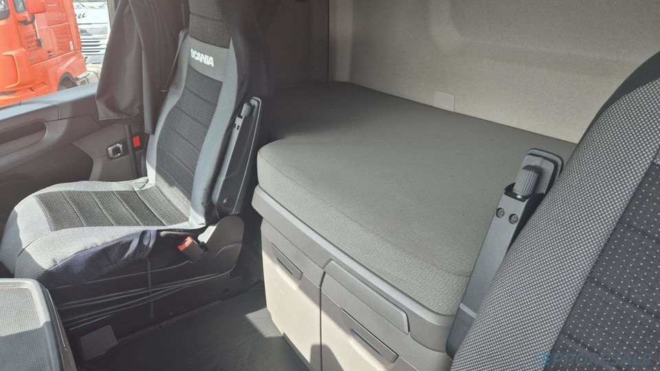 SCANIA S500 N323 NGS TOP LINE LOW DECK EURO 6 - Cabeza tractora: foto 5 SCANIA S500 N323 NGS TOP LINE LOW DECK EURO 6 - Cabeza tractora: foto 5