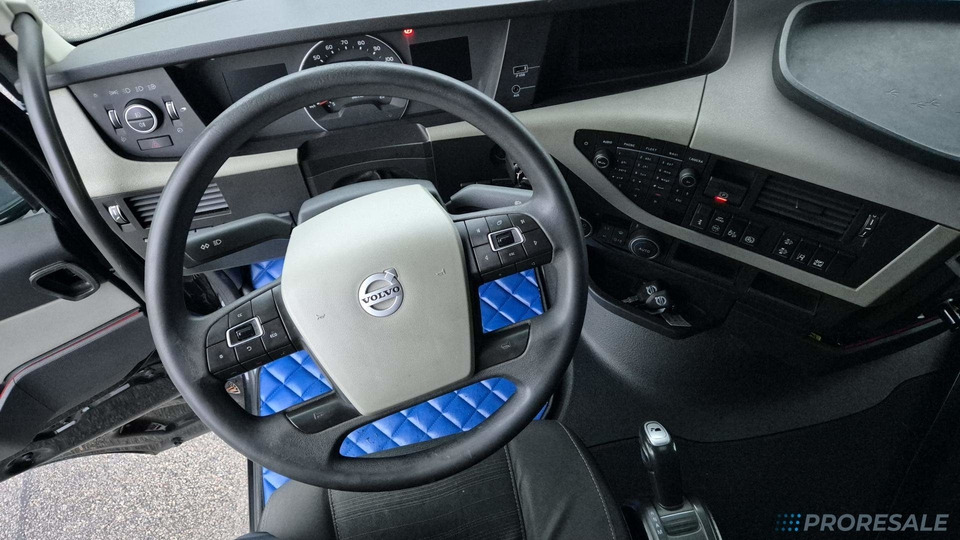 VOLVO FH 500 GLOBE XL EURO 6 - Cabeza tractora: foto 4 VOLVO FH 500 GLOBE XL EURO 6 - Cabeza tractora: foto 4