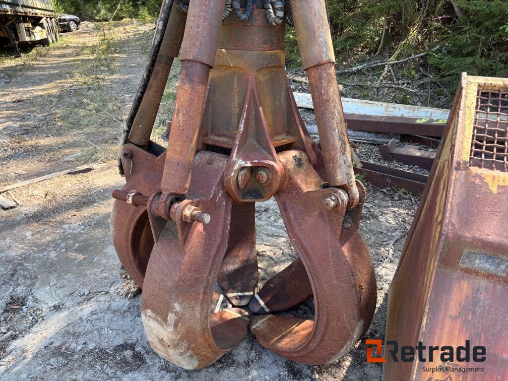 2 stk Fuchs Grabb, følger med en dele grabb også - Equipo de construcción: foto 2 2 stk Fuchs Grabb, følger med en dele grabb også - Equipo de construcción: foto 2