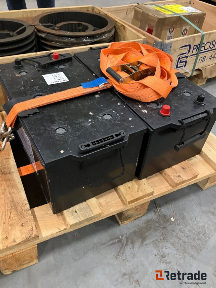 2 stk batterier - Acumulador para Maquinaria de construcción: foto 2 2 stk batterier - Acumulador para Maquinaria de construcción: foto 2