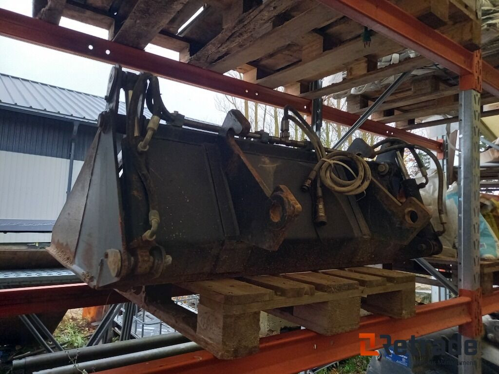 4 i 1 Skovl - Cazo cargador: foto 1 4 i 1 Skovl - Cazo cargador: foto 1