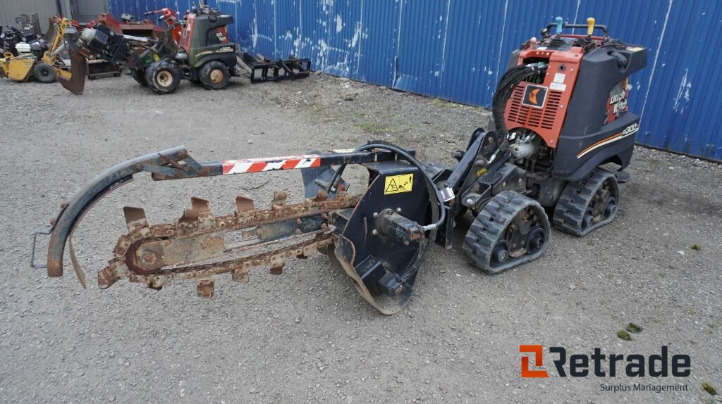 Ditch Witch Zhan R300 5 Redskap - Equipo de construcción: foto 1 Ditch Witch Zhan R300 5 Redskap - Equipo de construcción: foto 1