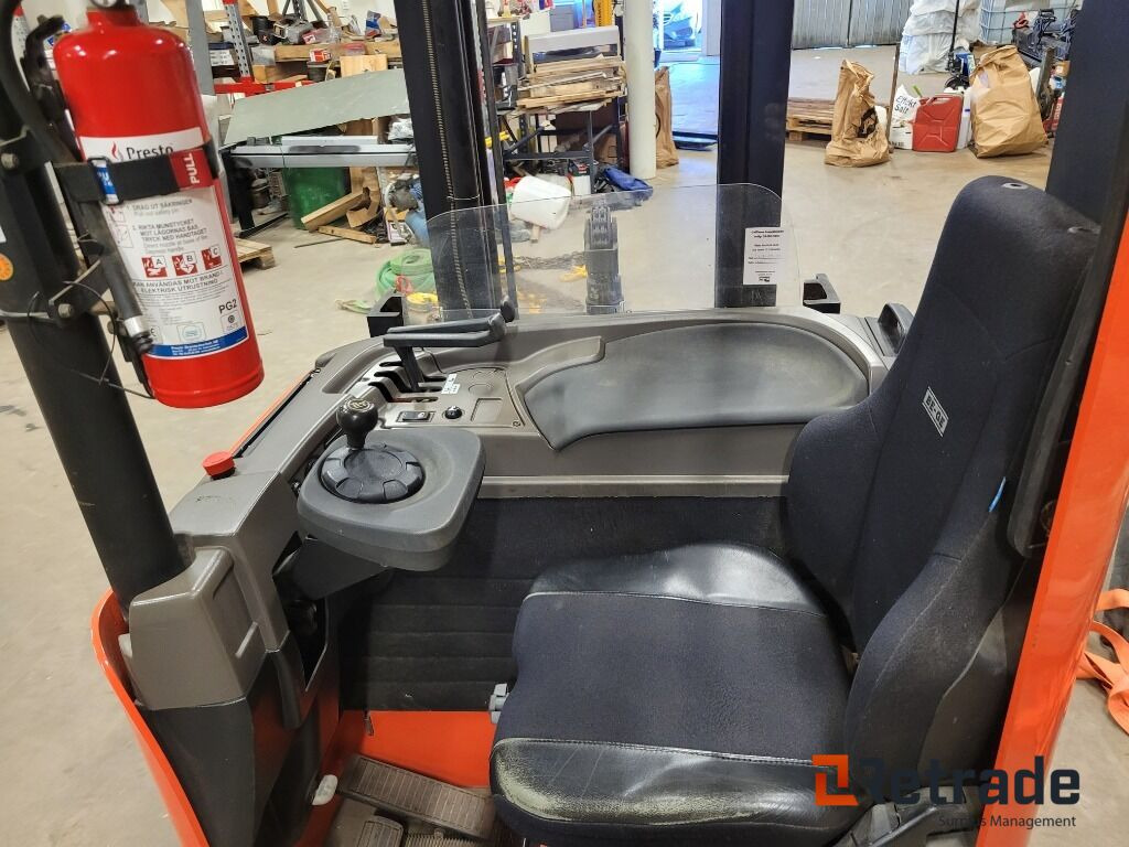 Gaffeltruck Sittstaplare BT SRE135L låga timmar - 2017 - Apilador: foto 5 Gaffeltruck Sittstaplare BT SRE135L låga timmar - 2017 - Apilador: foto 5