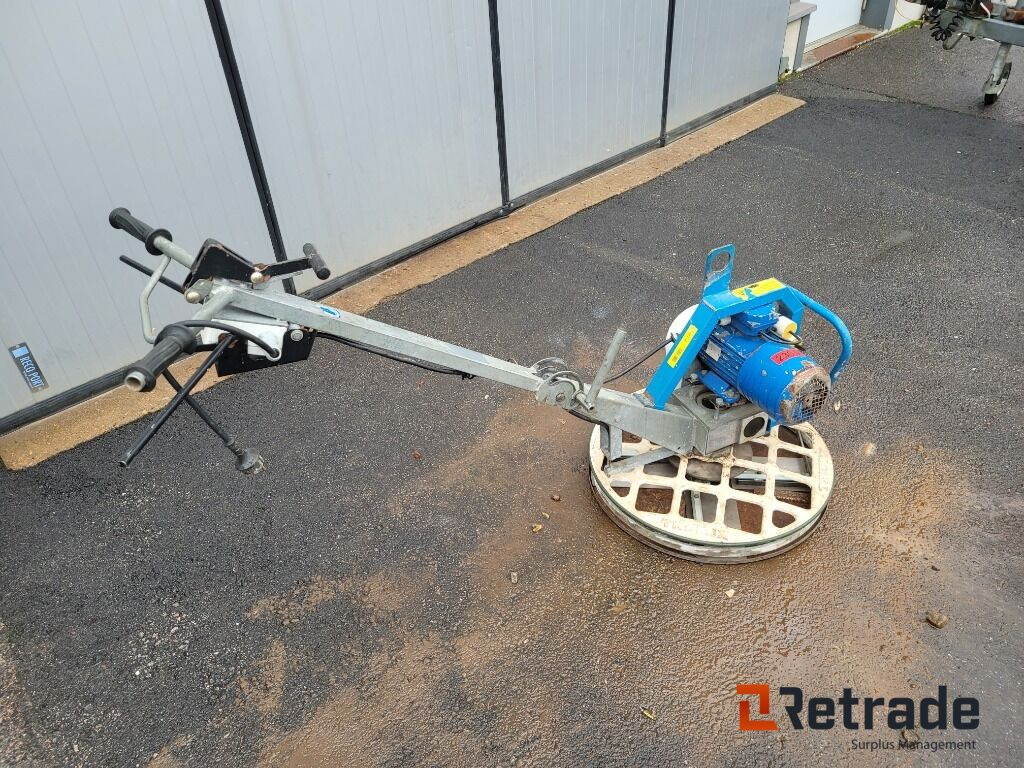 Glättare Tremix G 610 E eldriven - Equipo de construcción: foto 3 Glättare Tremix G 610 E eldriven - Equipo de construcción: foto 3