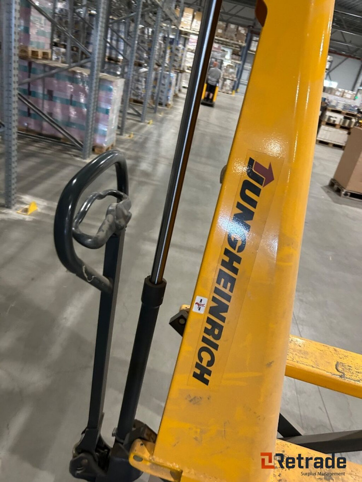 Jekke tralle fra Jungheinrich AX 10 - Equipo de almacén: foto 3 Jekke tralle fra Jungheinrich AX 10 - Equipo de almacén: foto 3