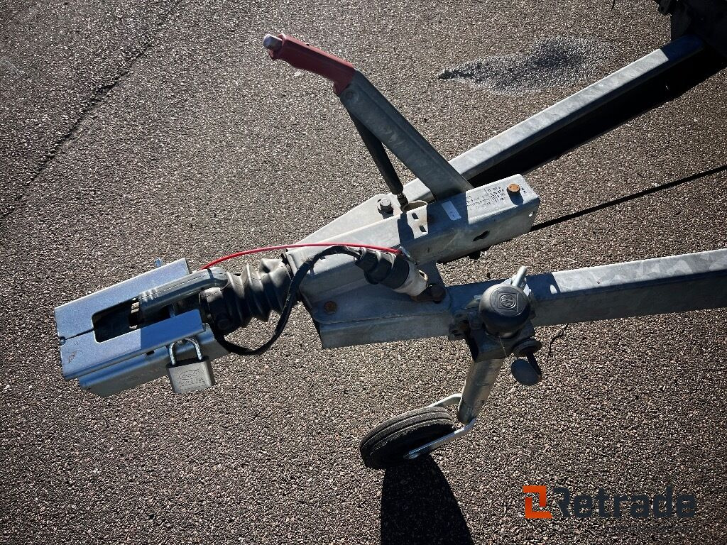 Lätt Släpvagn Brenderup 2300A - 2007 - Remolque con toldo: foto 5 Lätt Släpvagn Brenderup 2300A - 2007 - Remolque con toldo: foto 5