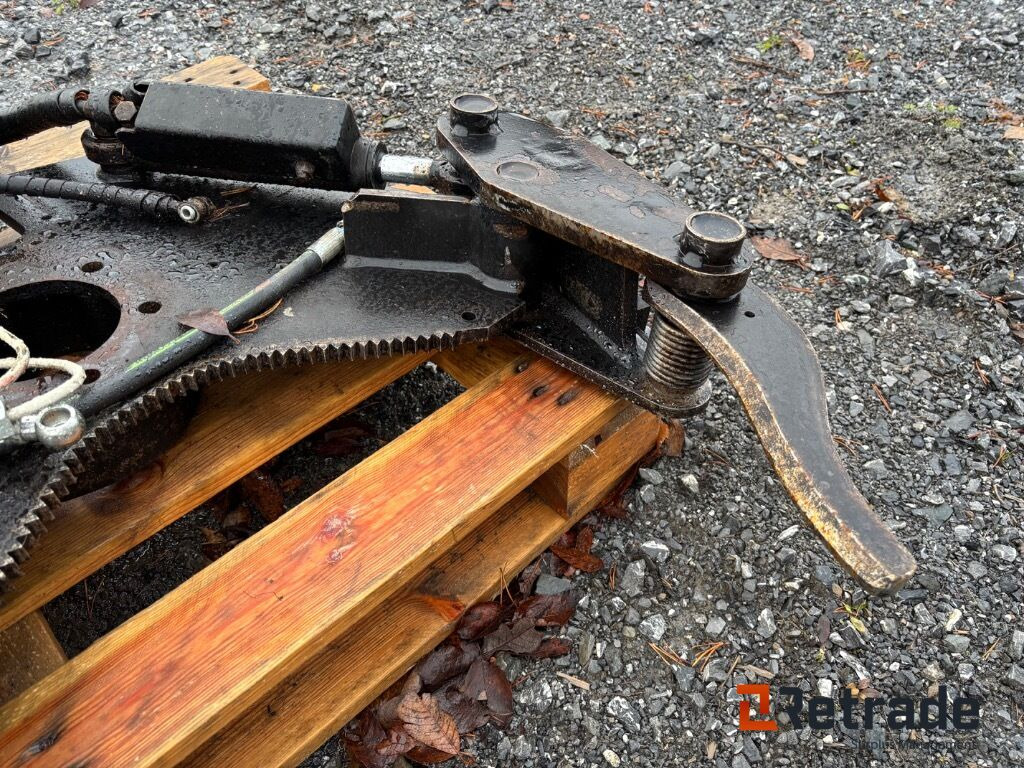 Flerträdshantering Komatsu S92 - Maquinaria agrícola: foto 5 Flerträdshantering Komatsu S92 - Maquinaria agrícola: foto 5